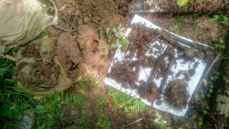 Останки бойца найденные на месте копа