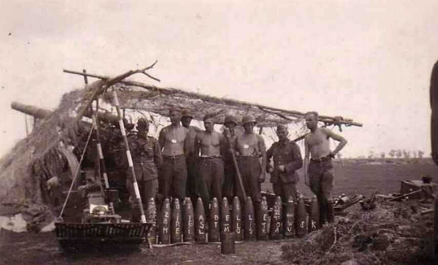 Позиция немецких артиллеристов недалеко от Брестской крепости.