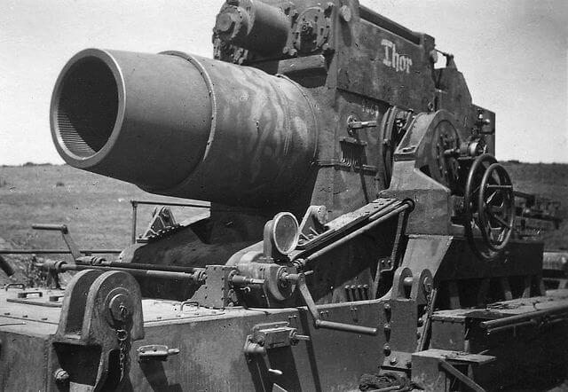 Немецкая 600 мм гаубица Карл